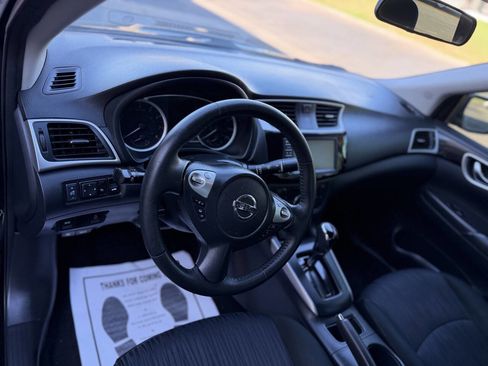 Used 2019 Nissan Sentra SV image 12
