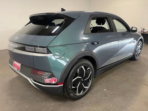 Used 2024 Hyundai Ioniq 5 SE RWD image 3