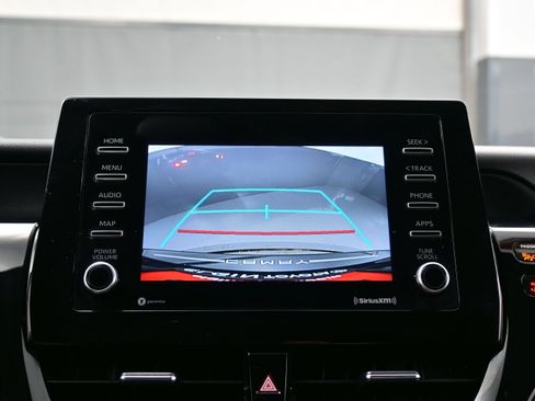 Used 2022 Toyota Camry LE FWD image 18