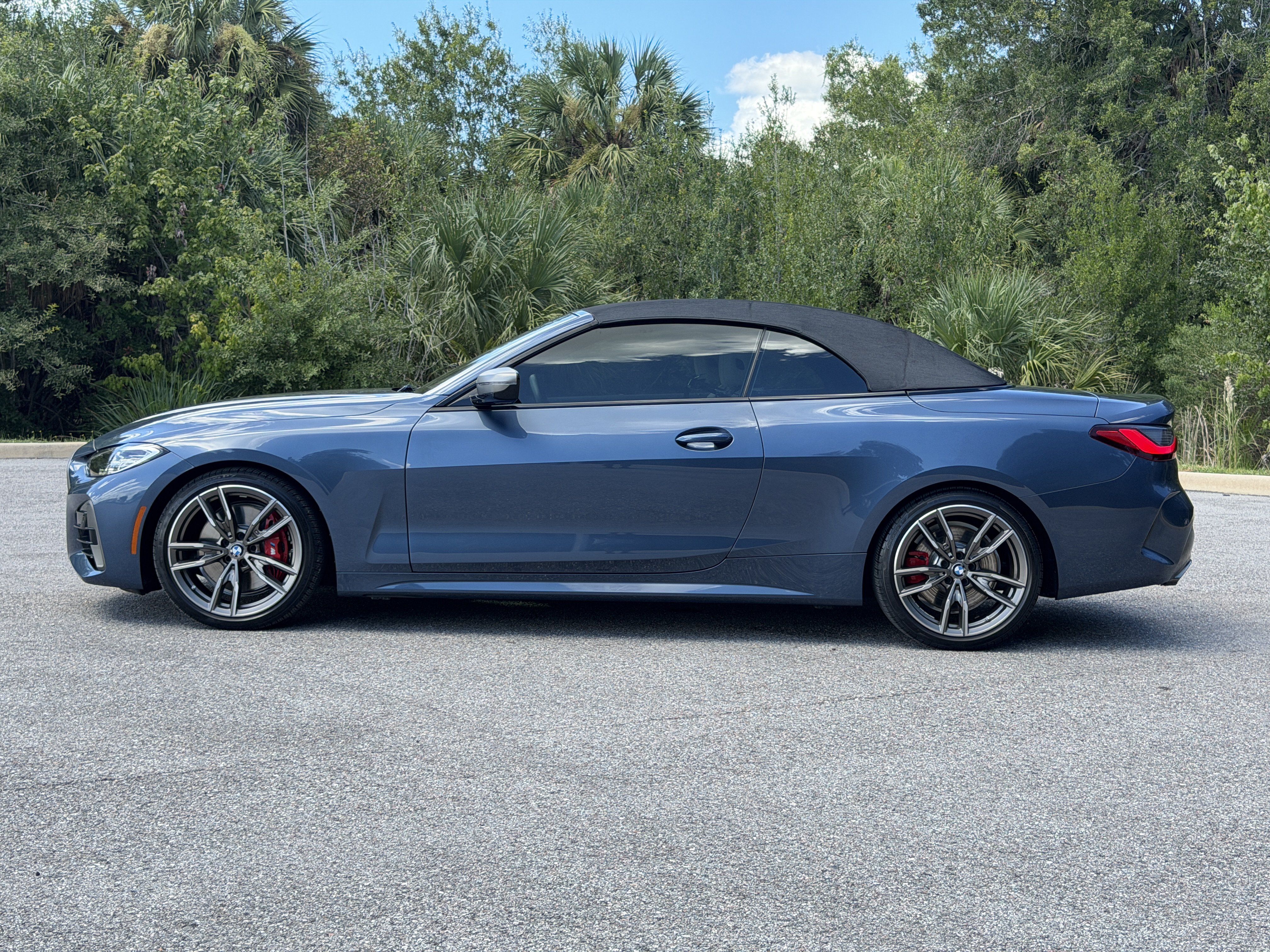 Used 2022 BMW M440i Convertible RWD image 7
