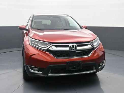 Used 2018 Honda CR-V Touring image 2