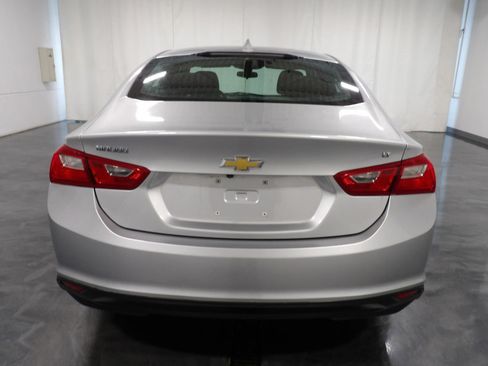 Used 2018 Chevrolet Malibu LT image 5
