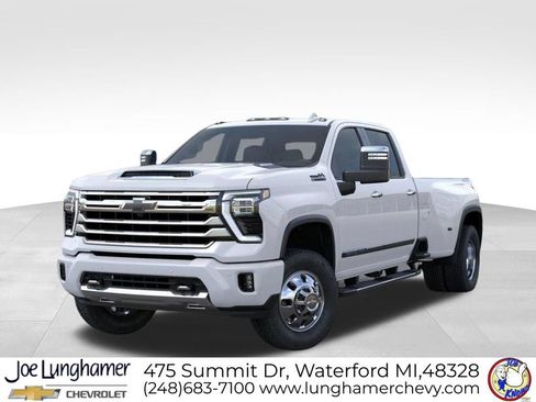 New 2026 Chevrolet Silverado 3500 High Country w/ Technology Package AWD/4WD image 6