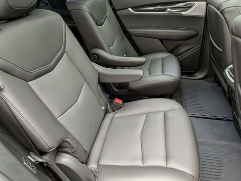 Certified 2024 Cadillac XT6 Premium Luxury w/ LPO, Floor Liner Package AWD/4WD image 27