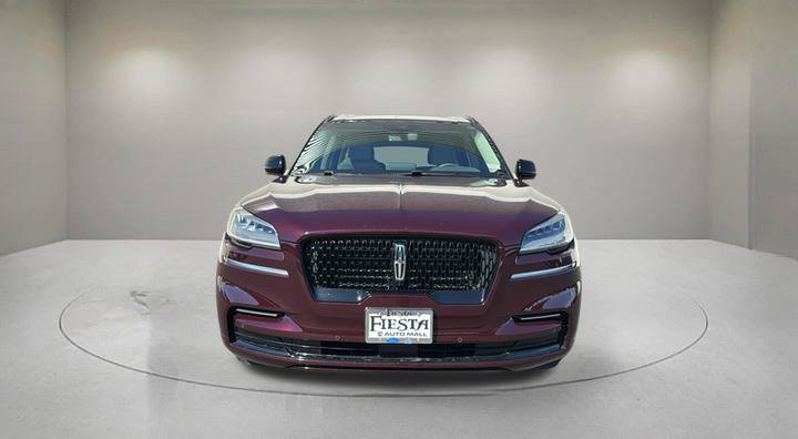 Used 2024 Lincoln Aviator Reserve w/ Jet Package AWD/4WD image 2