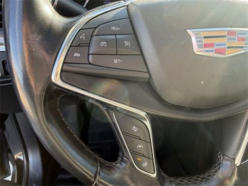 Used 2019 Cadillac XT5 Luxury image 23