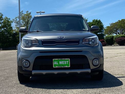 Used 2019 Kia Soul + FWD image 3