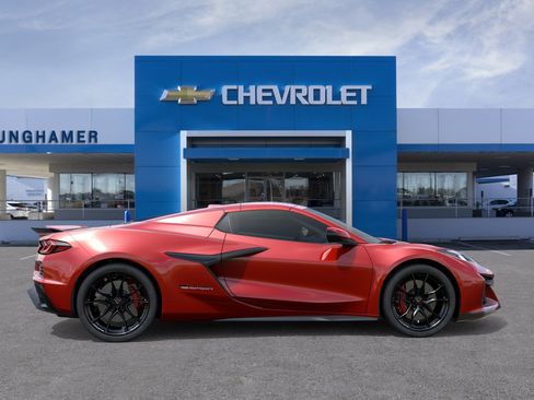 New 2027 Chevrolet Corvette Grand Sport RWD image 5