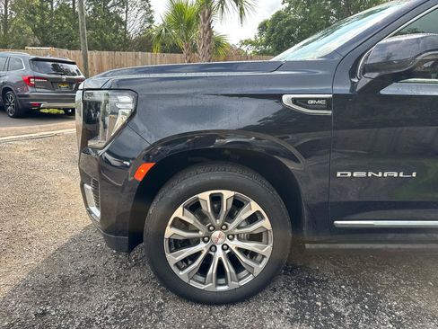 Used 2021 GMC Yukon Denali RWD image 5