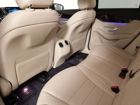 Used 2022 Mercedes-Benz GLC 300 4MATIC image 39