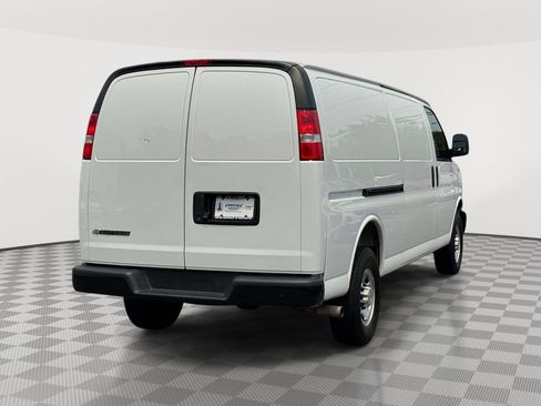 Used 2025 Chevrolet Express 2500 Extended w/ Driver Convenience Package RWD image 4