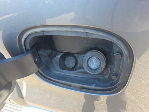 Used 2020 GMC Sierra 1500 SLT w/ SLT Premium Package image 14