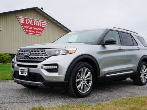 Used 2020 Ford Explorer Limited AWD/4WD image 2