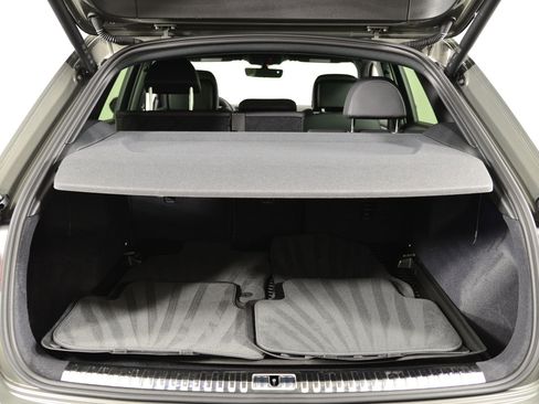 Certified 2025 Audi Q3 2.0T Premium w/ Convenience Package image 22