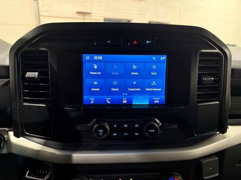 Used 2022 Ford F150 XL w/ Equipment Group 101A High AWD/4WD image 19