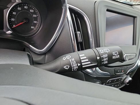 Used 2023 Chevrolet Equinox LT AWD/4WD image 14