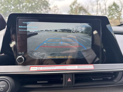 New 2024 Toyota Prius XLE image 20