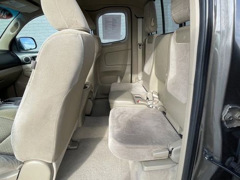 Used 2010 Toyota Tacoma SR5 ACCESS CAB image 21