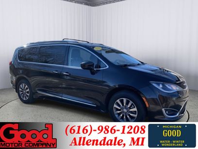 Used 2020 Chrysler Pacifica Touring-L Plus