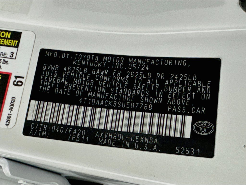 Used 2025 Toyota Camry LE FWD image 33