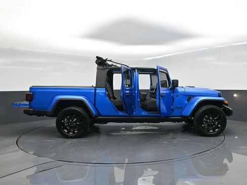 Used 2025 Jeep Gladiator Sport AWD/4WD image 66