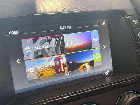 Used 2018 Jaguar F-TYPE R-Dynamic image 16