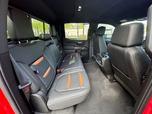 Used 2021 GMC Sierra 1500 AT4 w/ AT4 Premium Package AWD/4WD image 14