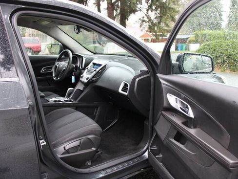 Used 2014 Chevrolet Equinox LS image 13