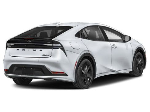 New 2027 Toyota Prius Plug-In Hybrid FWD image 2