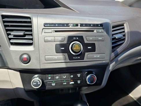 Used 2012 Honda Civic LX image 17