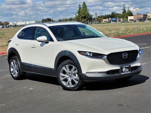 Used 2023 MAZDA CX-30 AWD 2.5 S w/ Premium Package image 2