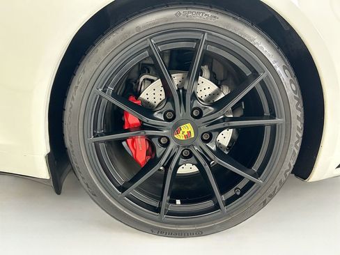 Used 2019 Porsche 911 Cabriolet image 27