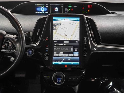 Used 2022 Toyota Prius Prime Limited FWD image 13