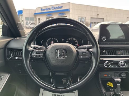Used 2022 Honda Civic Sport image 8