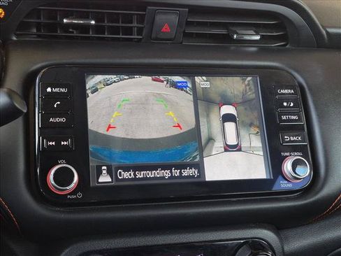 Used 2022 Nissan Kicks SR w/ Interior Electronics Package FWD image 13