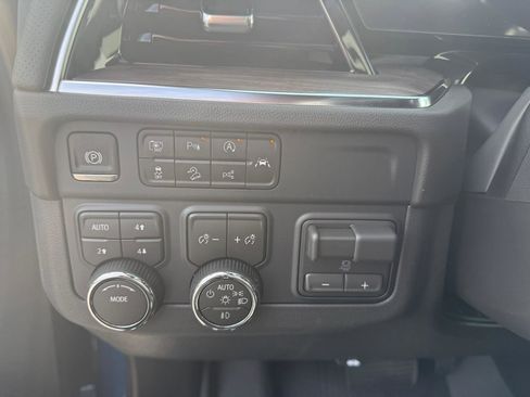 New 2026 Chevrolet Tahoe Premier image 17