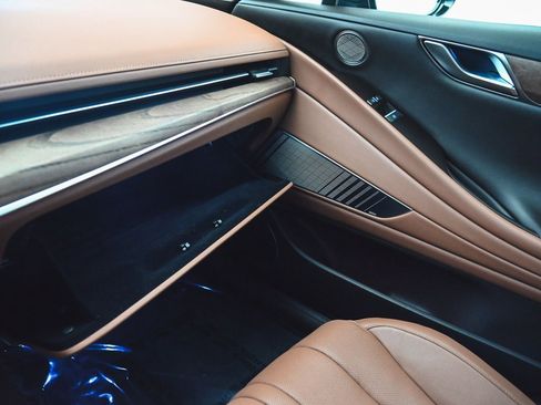 Used 2024 Genesis G80 image 16