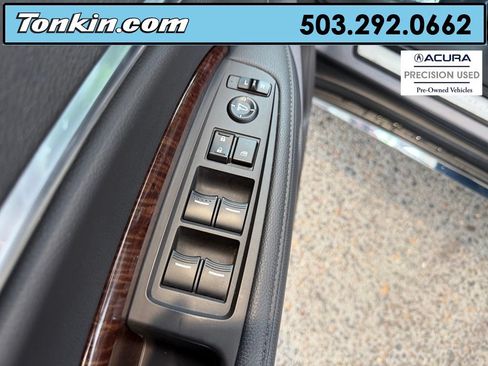 Used 2018 Acura MDX SH-AWD image 13