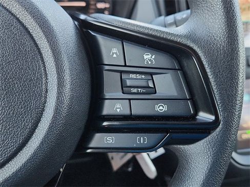Certified 2025 Subaru Crosstrek 2.0i image 18