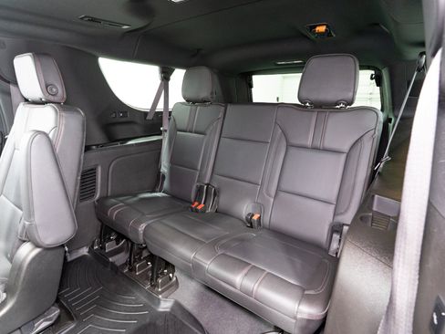 Used 2021 Chevrolet Suburban RST w/ Luxury Package AWD/4WD image 35