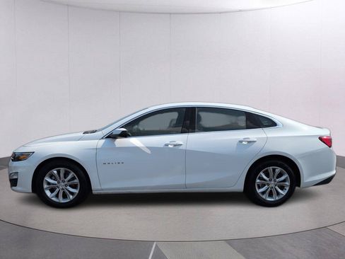 Used 2024 Chevrolet Malibu LT FWD image 2