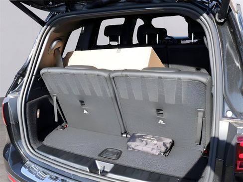 Certified 2025 Mercedes-Benz GLB 250 4MATIC image 17