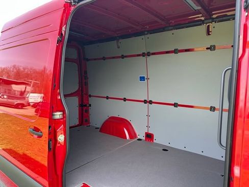 New 2026 Mercedes-Benz Sprinter 2500 image 29