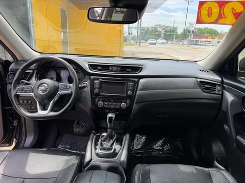 Used 2020 Nissan Rogue SL w/ Premium Package FWD image 17
