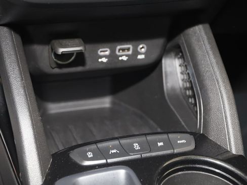Used 2023 Chevrolet TrailBlazer LT AWD/4WD image 25