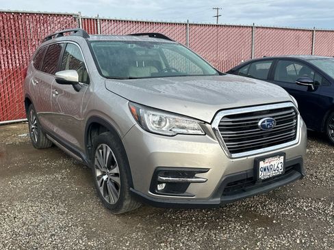 Used 2019 Subaru Ascent Limited image 2