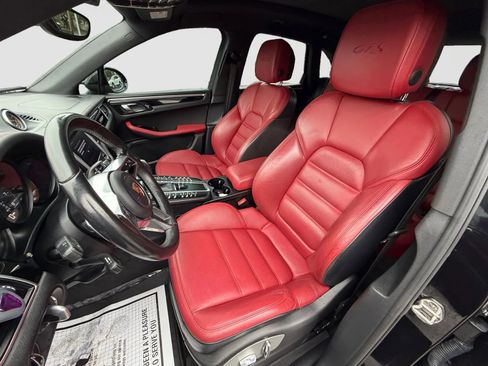Used 2017 Porsche Macan GTS image 11