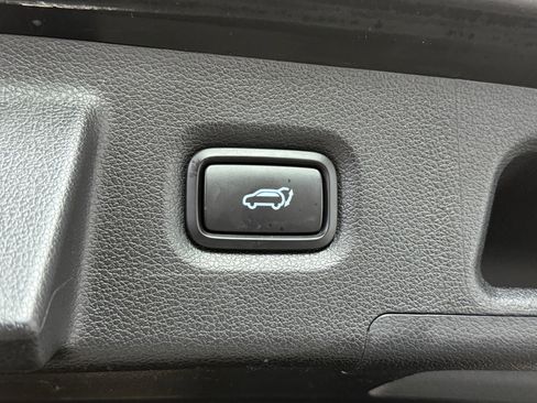 Used 2020 Hyundai Santa Fe SEL w/ Convenience + Premium Package image 39