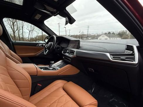 Used 2023 BMW X6 xDrive40i w/ M Sport Package image 18
