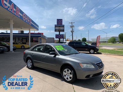 Used 2009 Hyundai Sonata GLS FWD image 2